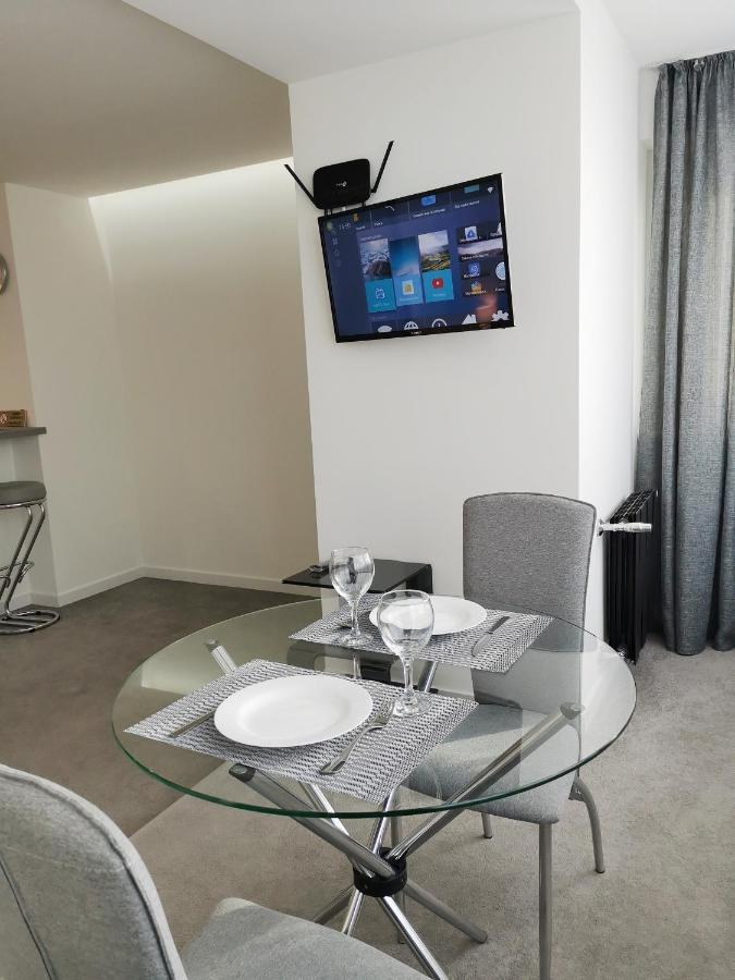 Stylish Riverside Apartments In Riviera Complex 尼古拉耶夫 外观 照片